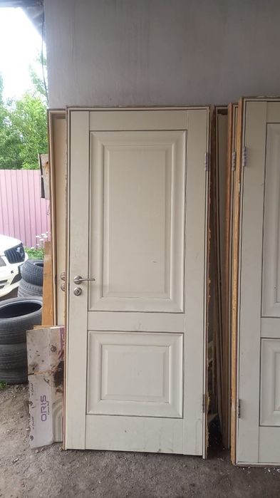 Продам межкомнатные двери б/у