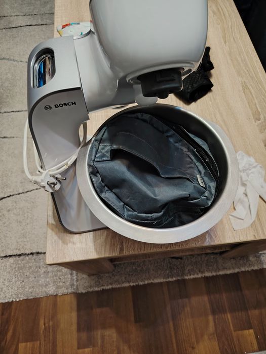 Robot de bucătărie Bosch MUM 5