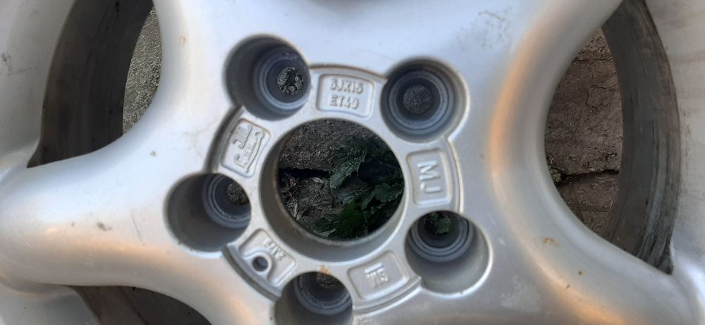 Гуми и джанти 15 цола