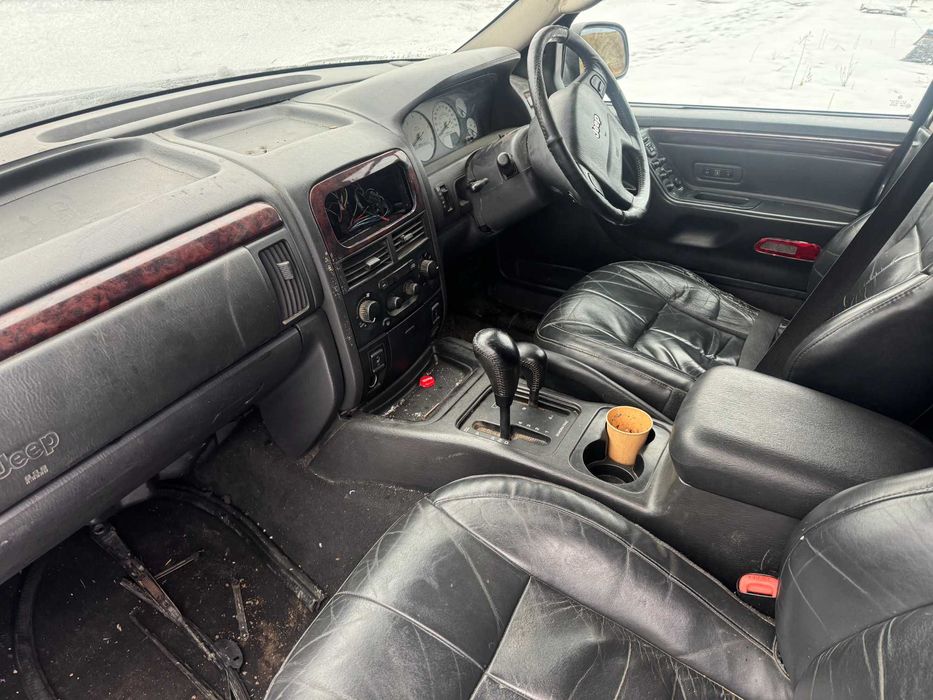 Dezmembrari Dezmembrez Piese piesa Dez Jeep Grand Cherokee 2,7 diesel