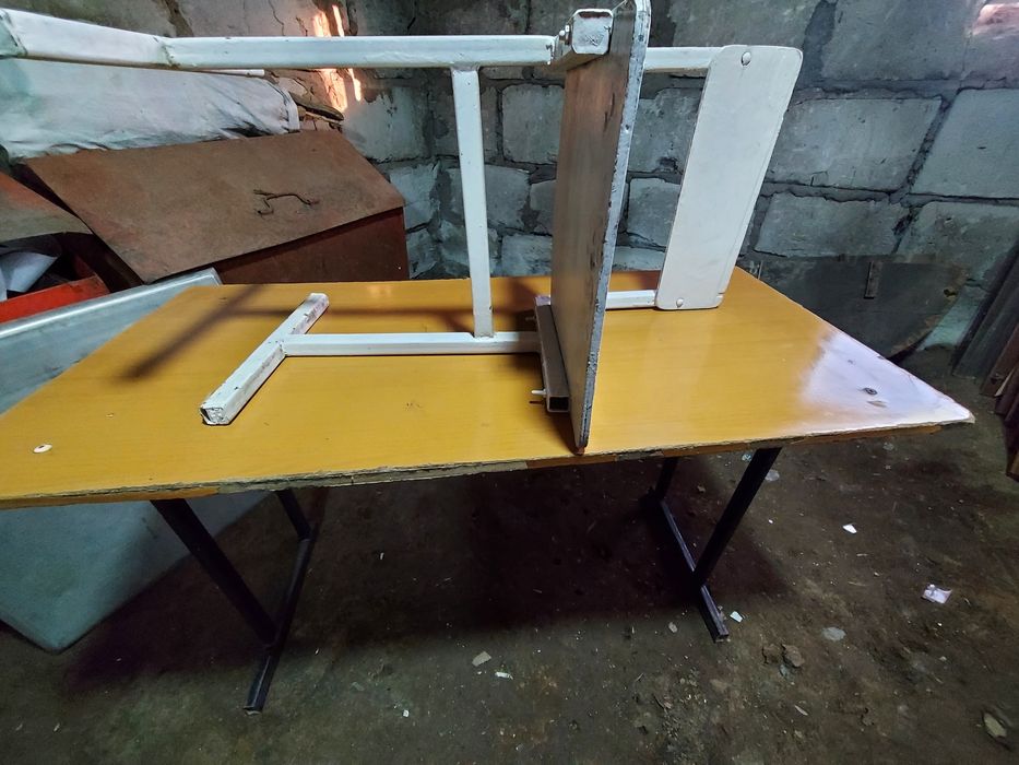 Парта-стол   стул..