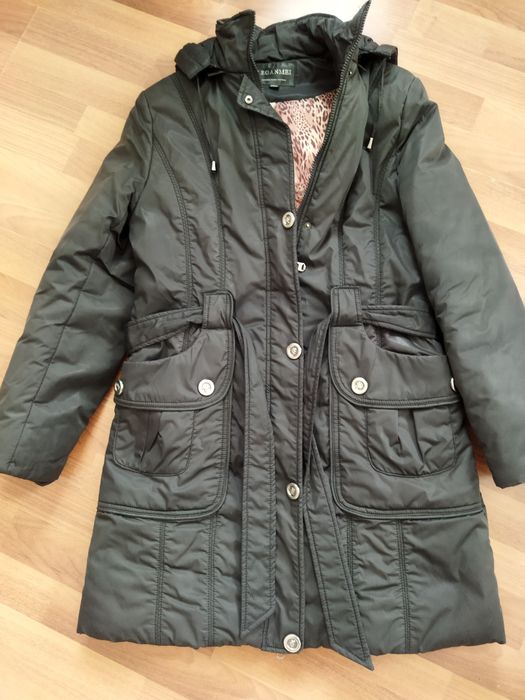 Женская куртка 50р