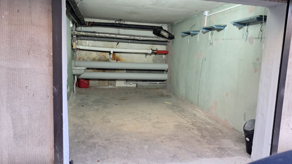 Inchiriez garaj Drumul Taberei, Cetatea Histria, 17mp