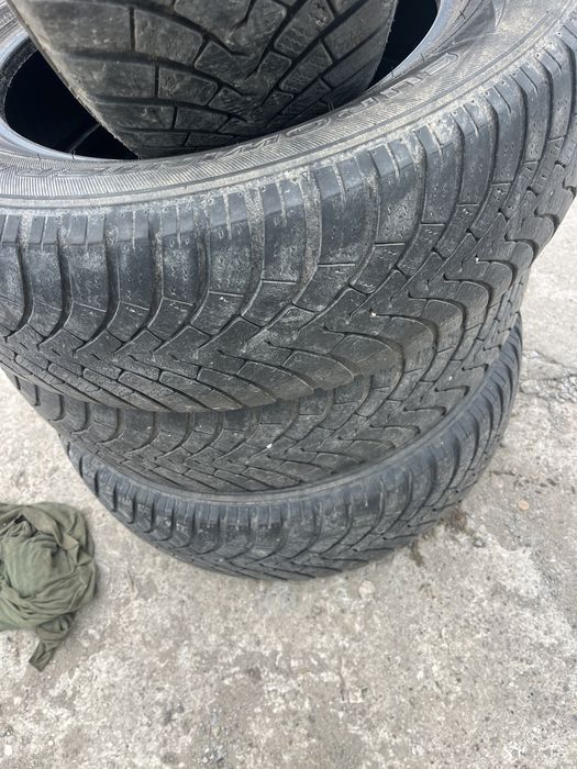 Гуми 225 65 17 Falken