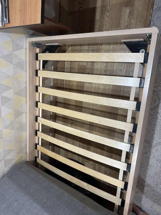 Кровать односпальная