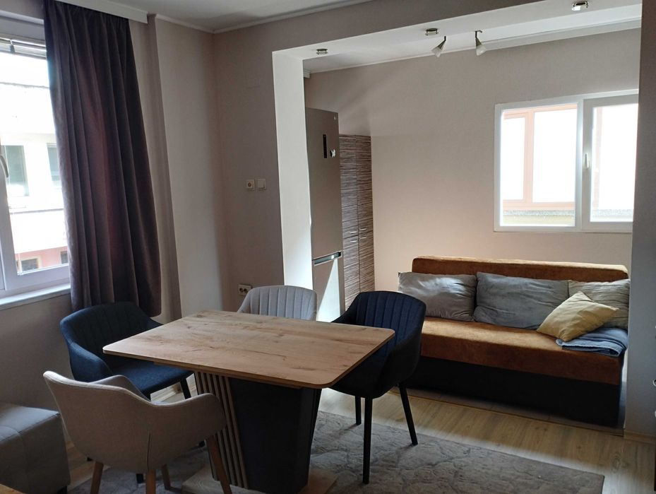 Давам под наем етаж от къща