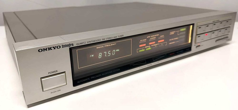 Onkyo Integra T-4250 Tuner Quartz Sistem APR Made in Japan pt Amplificator Stereo