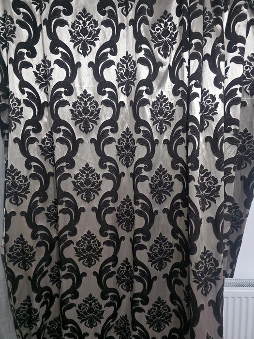 Vând perdea și draperie
