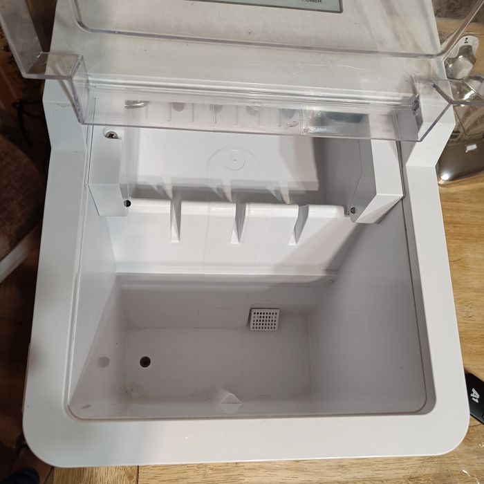 Ледогенератор Silver Crest