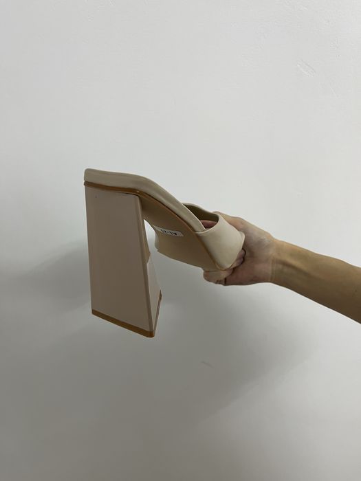 Туфли женские стильные