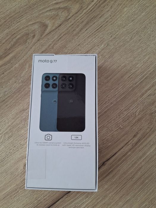 Telefon Motorola G77