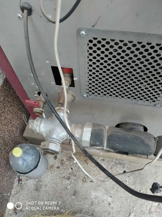 cazan pe peleți in stare foarte buna