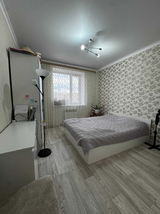 Продам  2х комн кв Батыс с ремонтом