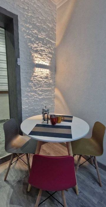 улиц Бабура и Нукусской, 1-я нотариальная