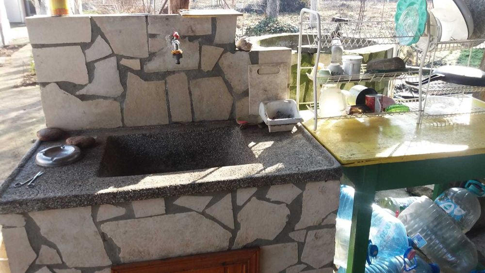 Продава се Къща в с. Бутан, Област Враца - 360 кв.м за 190 €/кв.м - Снимка #18