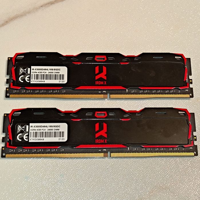 DDR4 - 8 ГБ (4+4) 3000 МГц продам