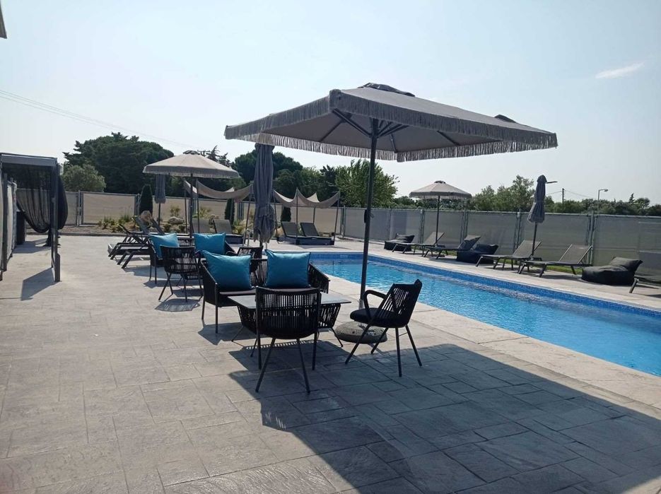 Луксозен жилищен комплекс с басейн – инвестиционен имот в Гърция