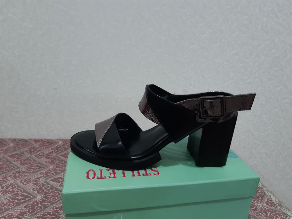 Туфли, босоножки