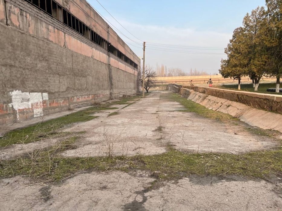 Продается Земля Ахангаран Шоссе Битонка 1 Линия 11 Гектар Для Бизнеса