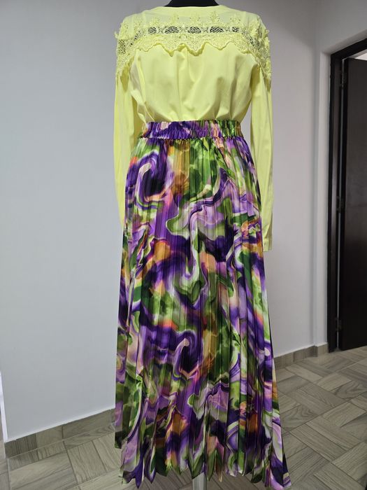 Camasa brodata manual, umeri bufanti