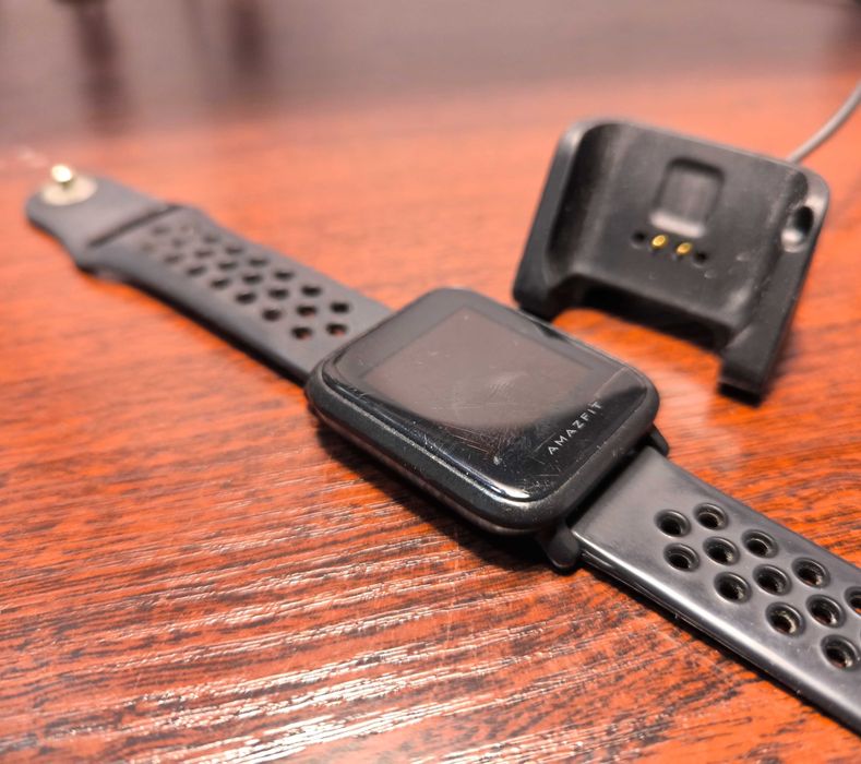 Смарт часы Xiaomi Amazfit Bip