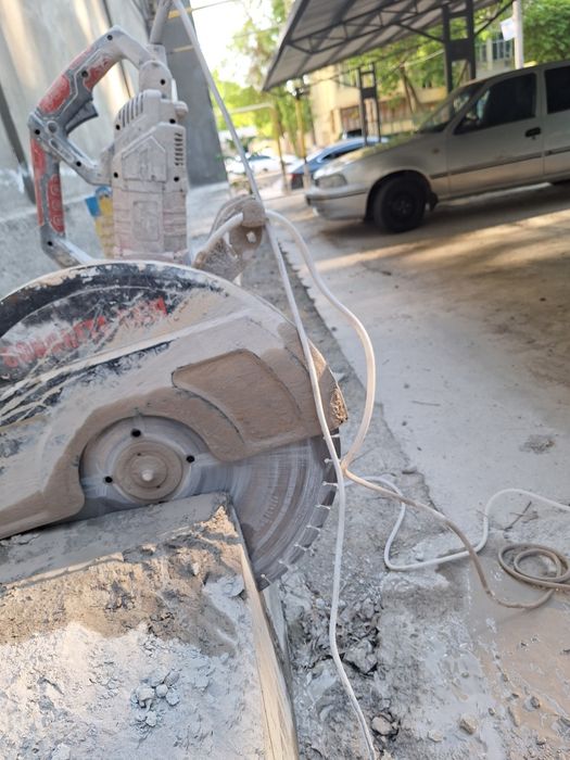 Almazne bur devor teshamiz