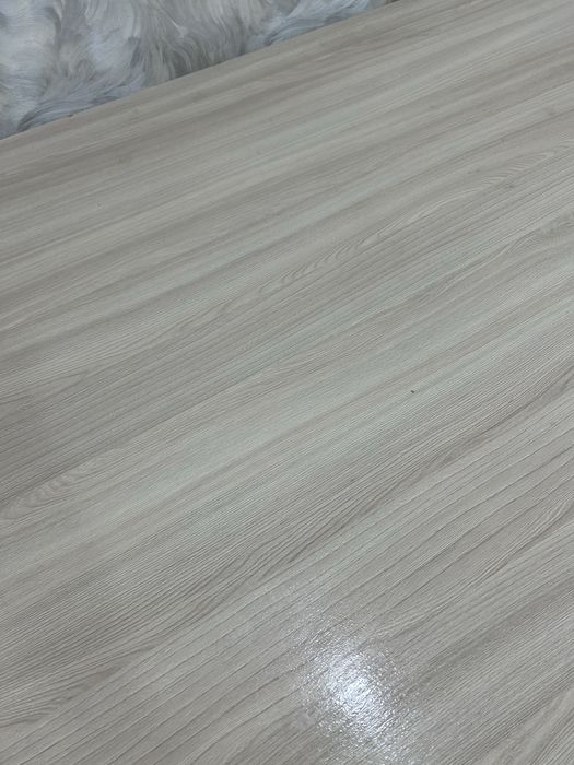 Стол обеденный хорошего качества