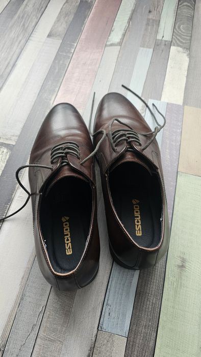 Pantofi Escudo piele maro inchis marimea 40