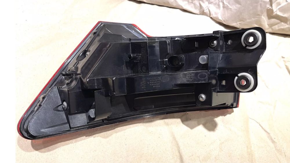 Audi A6 Ц8 4K ляв стоп външен Audi A6 4k C8 4k5945069A оранжев мигач