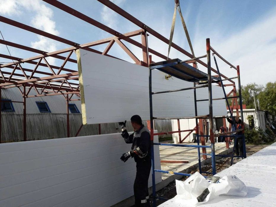 Сэедвич-панели и Пенопласт