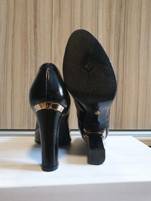 Обувки Massimo Zardi