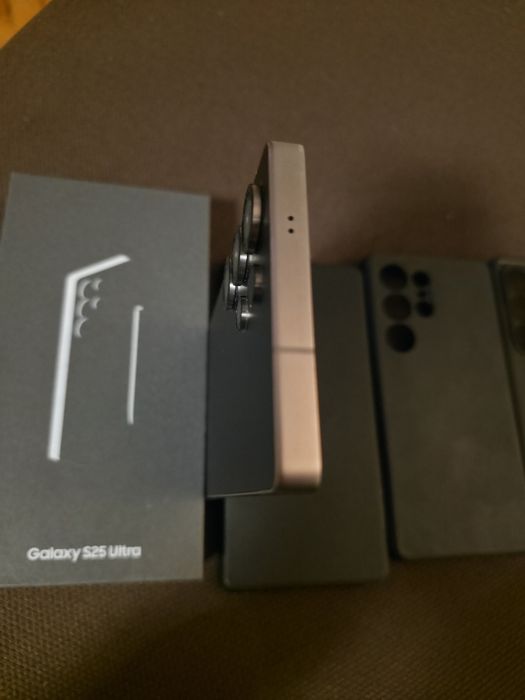 Samsung S25 Ultra 512GB + Accesorii
