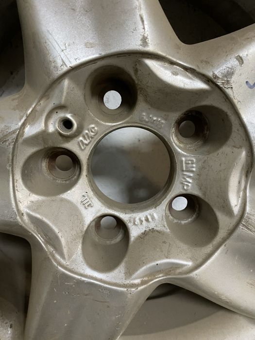 На 15 5/112  1 шт в нал