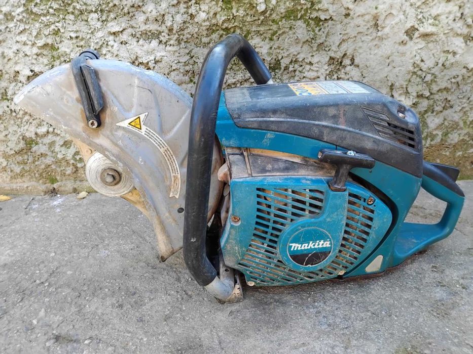 Бензинов фугорез Makita EK6100