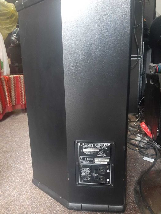 Boxe Behringer Eurolive