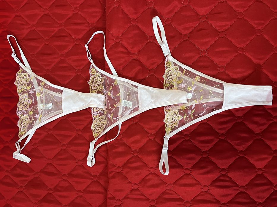 Нежно женско бельо