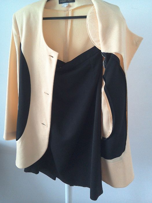 Costum (compleu) de damă, 2 piese: sacou și fustă - măsura: 48