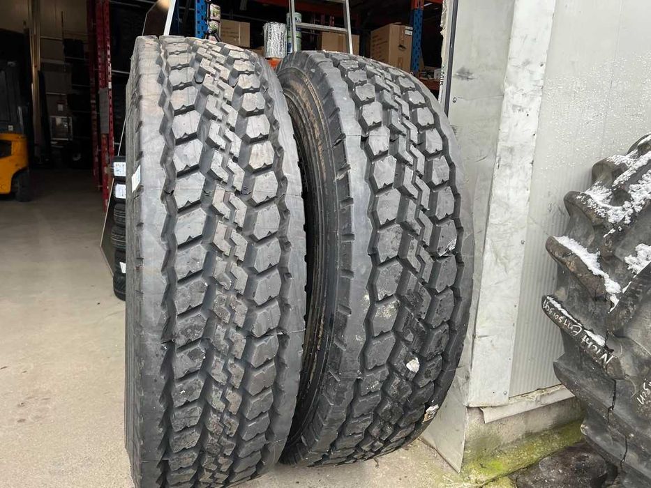 Anvelope noi radiale 445/95 R25 marca BKT pentru macara cu garantie
