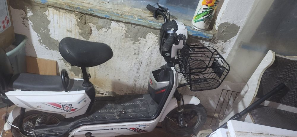 Продам электро скутер