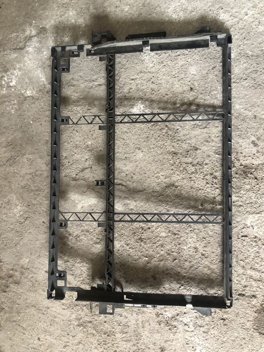 Планка радиатора Mercedes w 221