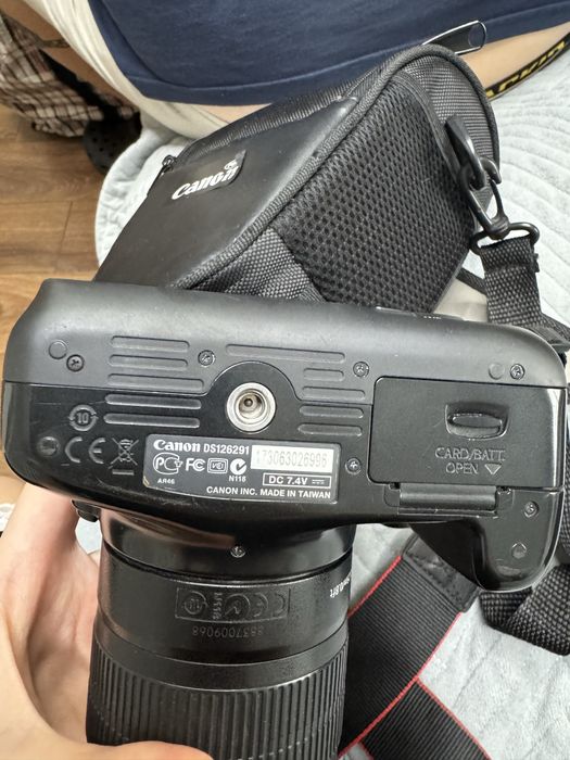 Фотоаппарат Canon EOS 1100D