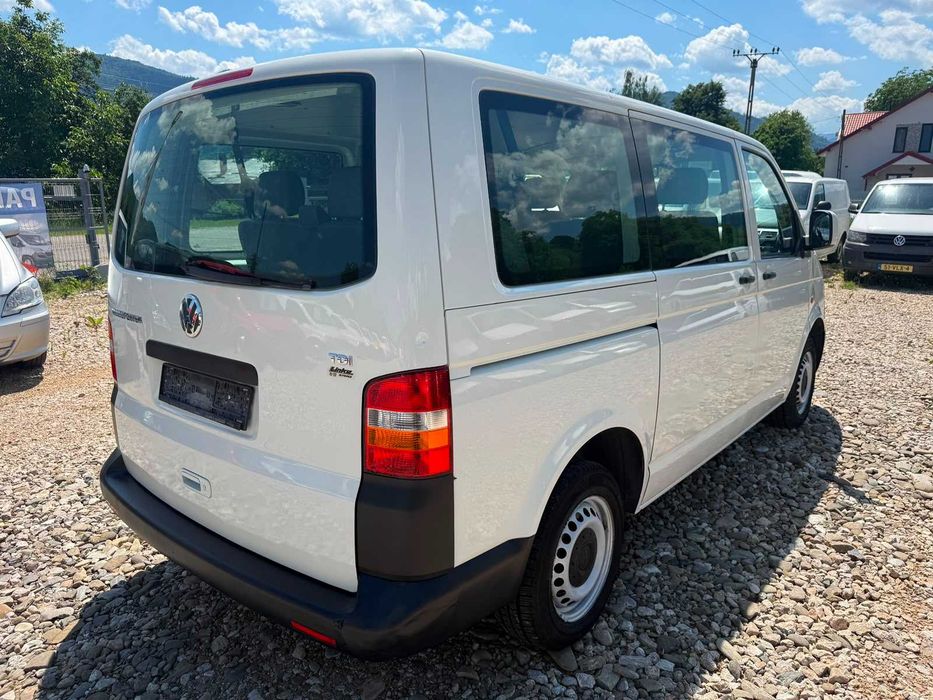 VOLKSWAGEN Transporter 2009 — imagine 5