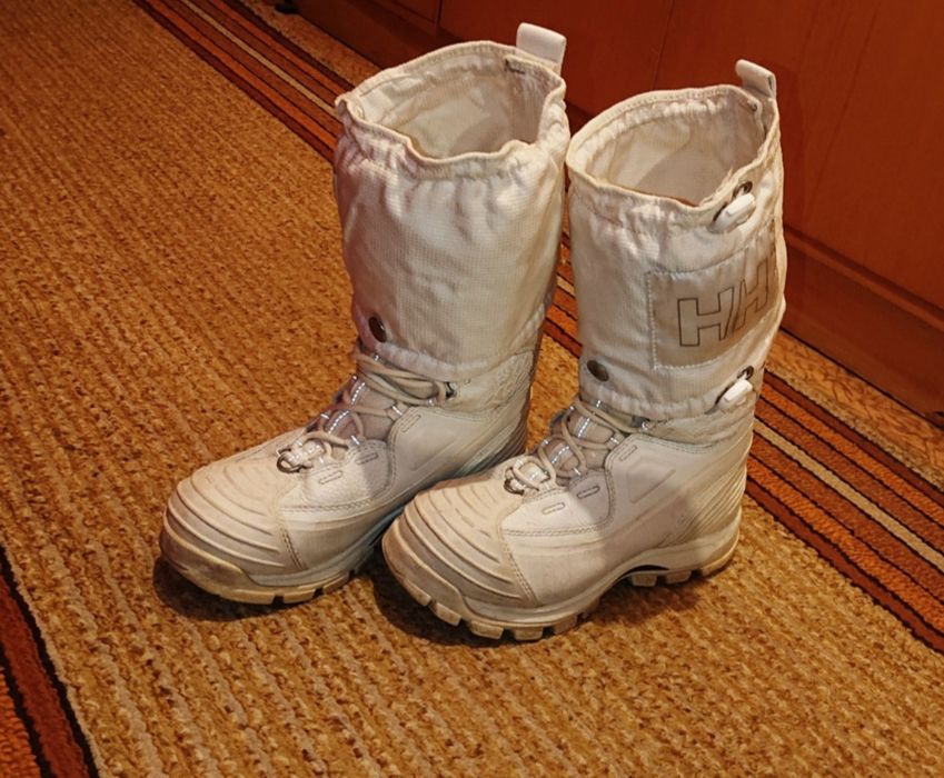 Ботуши Helly Hansen 38