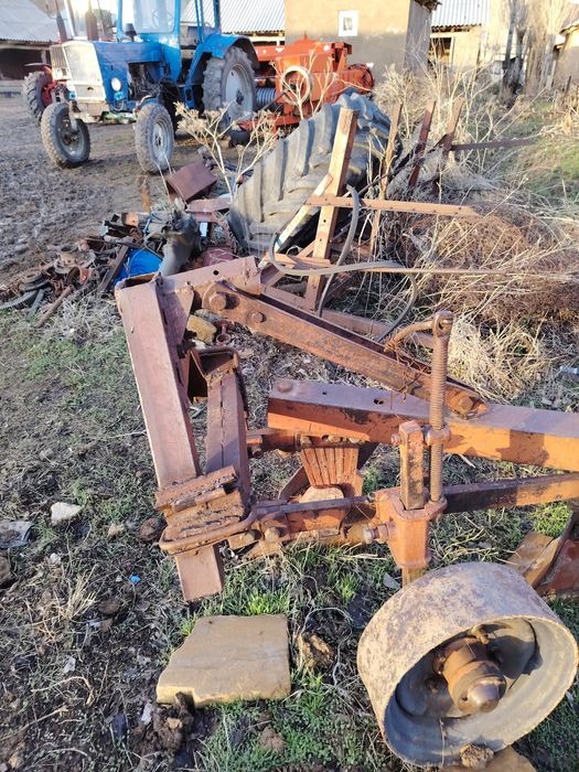 Трактор 80 соқасымен