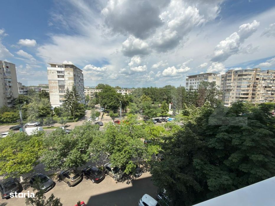 Apartament cu 2 camere, zona Republicii