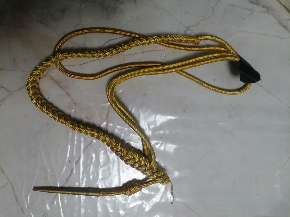 Аксельбант и парадный ремень