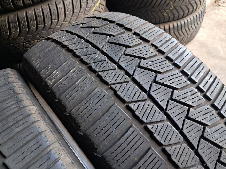 Anvelope second hand iarna 245 40 R20 Continental 2024