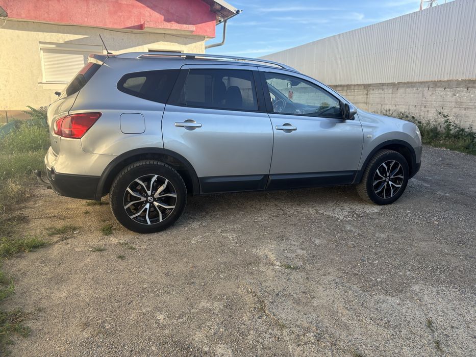 Nissan Qashqai +2