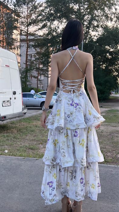 Платье на завязках