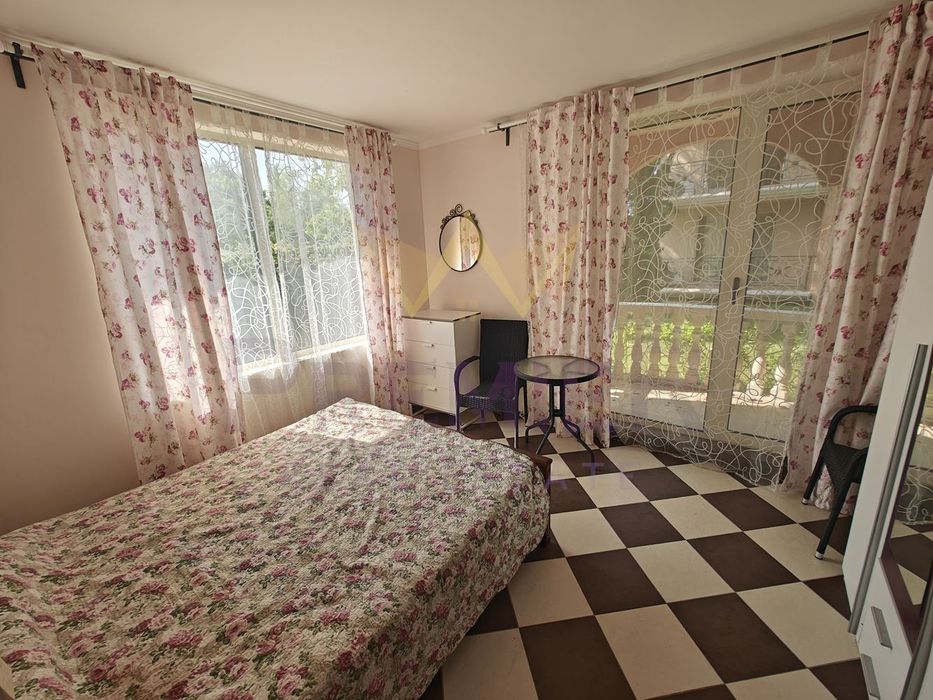 Продава се Двустаен апартамент в Созопол - 65 кв.м за 1485 €/кв.м - Снимка #2